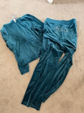 Juicy Couture Turquoise Velour tracksuit Track Pants & Zip Hoodie Set. NWT
